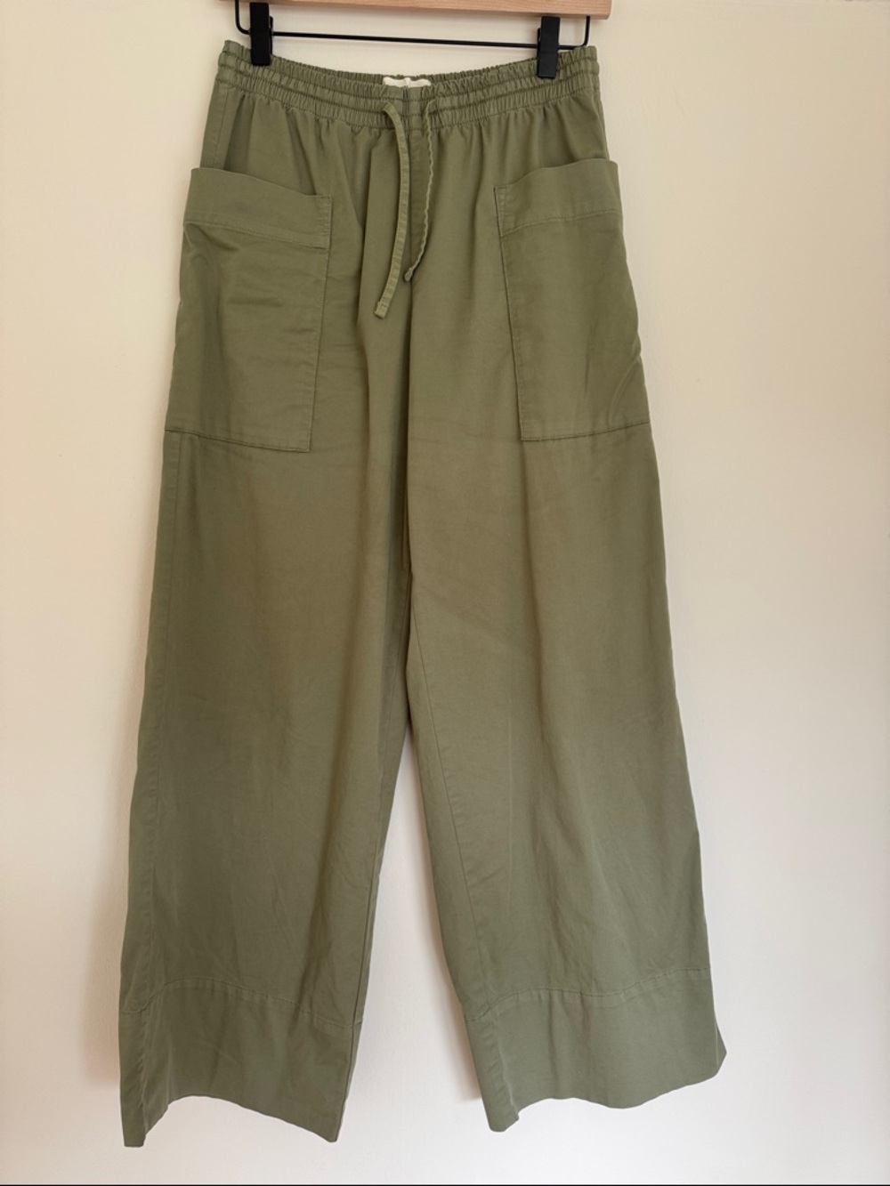 Everlane Utility Drawstring Cargo Pants